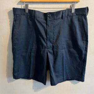 Men's Savane stretch microfiber flat front wrinkle free Navy Shorts NWT 36